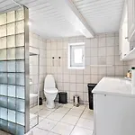 Stort Hus Naer Romo, Ribe Og Tonder *