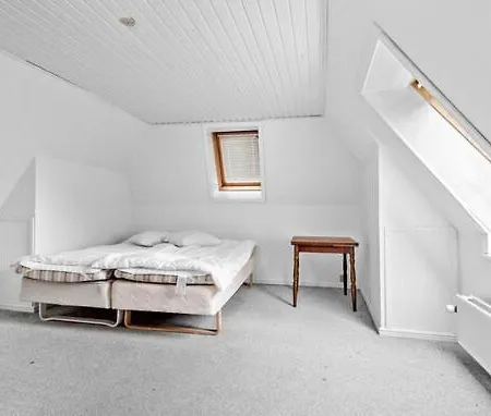 Stort Hus Naer Romo, Ribe Og Tonder *
